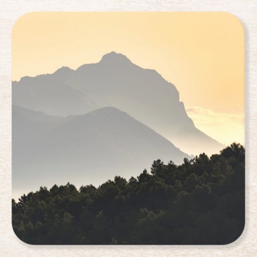 Silhouetten der Berge Rechteckiger Pappuntersetzer (Vorderseite)