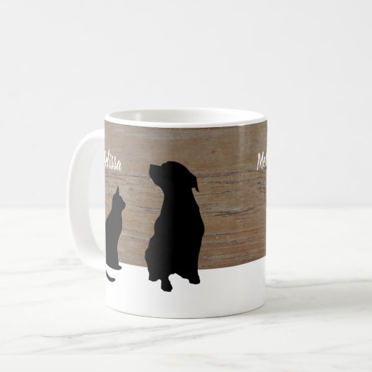 Silhouetten der schwarzen Katze Hundeauf hölzernem Kaffeetasse (Vorderseite Links)