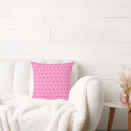 Silhouetten kleiner rosafarbener Bananen in Rosa Kissen