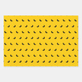 Silhouetten kleiner schwarzer Bananen auf Gelb Geschenkpapier Set (Vorderseite 3)