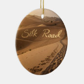 Silk Road Desert Landscape Typography Art Keramik Ornament (Rechts)