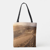 Silk Road Desert Landscape Typography Art Tasche (Rückseite)