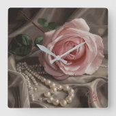 Silken-Rose Quadratische Wanduhr (Vorderseite)