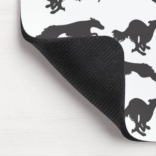 Silken Windhounds laufen Mousepad (Ecke)