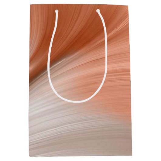 Silky Furl Touch Peach Mittlere Geschenktüte (Vorderseite)