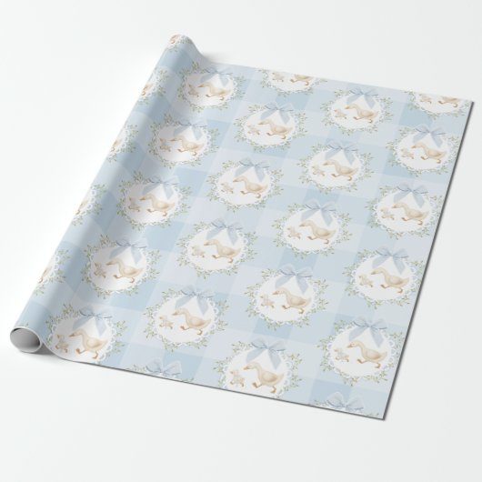 Silly Goose Blue Bow Whimsical Preppy Gingham Geschenkpapier (Ungerollt)