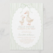 Silly Goose Sage Green Baby Shower Einladung (Vorderseite)