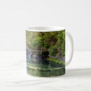Siloam Springs Sager Creek Waterfall Klassische Ta Kaffeetasse