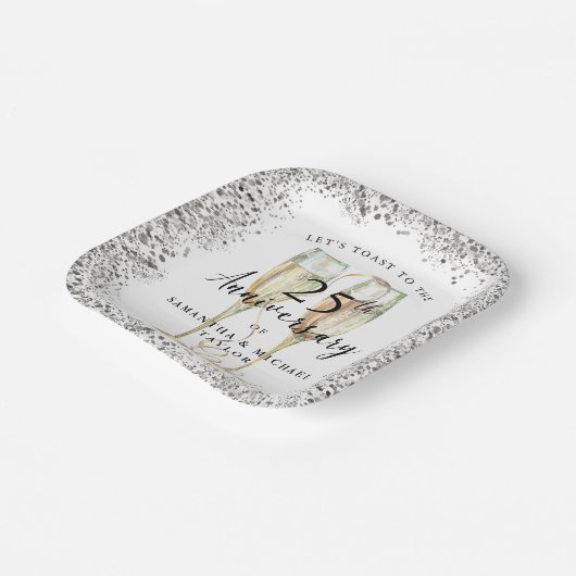 Silver 25th Wedding Anniversary Pappteller (Gewinkelt)