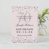 Silver 70. Geburtstag Rett Datum Confetti Rosa Einladung (Stehend Vorderseite)