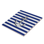 Silver Anchor on Navy Blue Stripes Fliese (Seite)