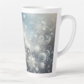 Silver and Blue Snowflake Winter Milchtasse (Rechts)