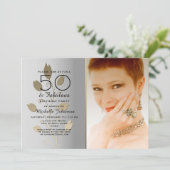 Silver and Gold Foto 50. Geburtstag Einladung (Stehend Vorderseite)