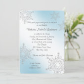 Silver and Ice Blue Snowflakes Bat Mitzvah Einladung (Stehend Vorderseite)
