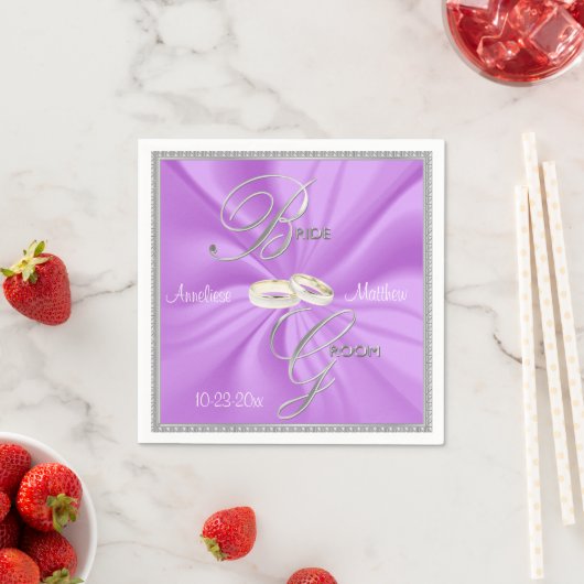 Silver and Lavender Satin Wedding Serviette (Beispiel)