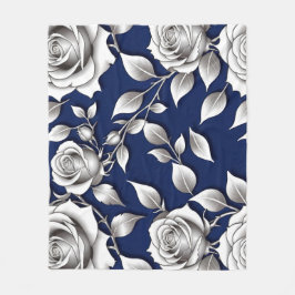 Silver And White Roses Fleecedecke