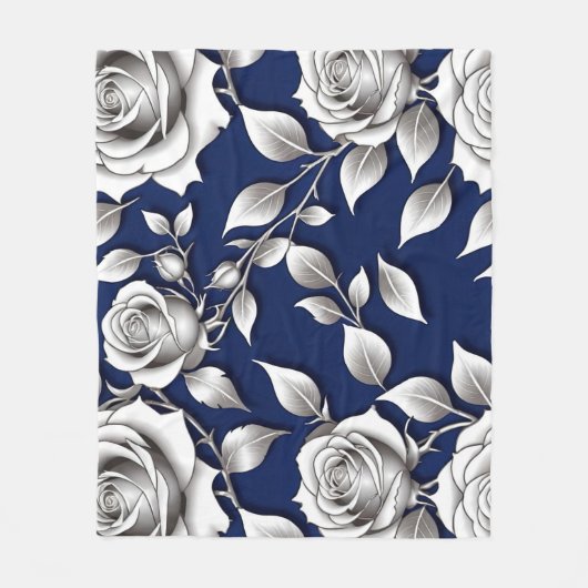 Silver And White Roses Fleecedecke (Vorderseite)