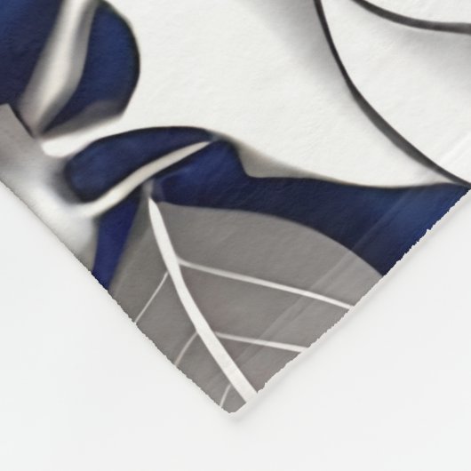 Silver And White Roses Fleecedecke (Ecke)