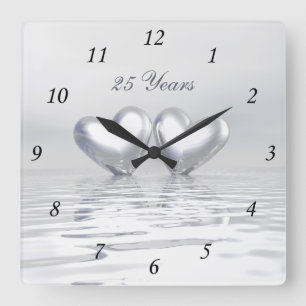 Silver Anniversary Hearts Quadratische Wanduhr