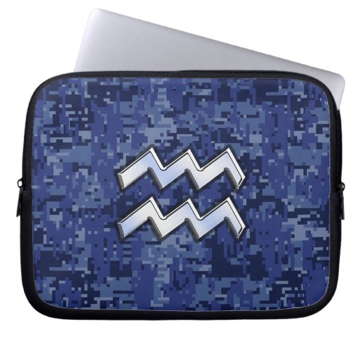 Silver Aquarius Zodiac Sign Navy Blue Digital Camo Laptopschutzhülle (Vorderseite)