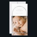 Silver Arch Frame Hanukkah Foto Feiertagskarte<br><div class="desc">Elegante Imitate silberne Bogen Rahmen,  Happy Hanukkah Holiday Fotokarte. Funktionen,  Single-Foto auf der Vorderseite und zwei Fotomodulationsflächen auf der Rückseite der Karte mit weißem Hintergrund.</div>