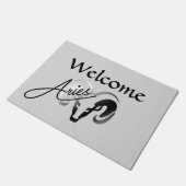 Silver Aries the Ram Zodiac Fußmatte (Schrägansicht)