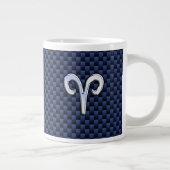 Silver Aries Zodiac Sign Blue Carbon Fibre Print Jumbo-Tasse (Rechts)
