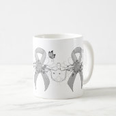 Silver Awareness Ribbon mit Butterfly Kaffeetasse (VorderseiteRechts)