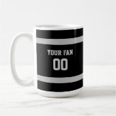 Silver & Black Football Team Personalisiert Kaffeetasse (Links)