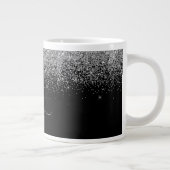 Silver Black Glitzer Modern Monogram Name Jumbo-Tasse (Rechts)