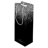 Silver Black Glitzer Script Monogram Girenname Geschenktüte Für Weinflaschen (Vorderseite Schrägansicht)