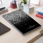 Silver Black Glitzer Script Monogram Girenname Notizblock<br><div class="desc">Black and Silver Sparkle Glitzer Script Monogram Name Spiral Notebook Planner. Das macht den perfekten 16 Geburtstag,  Hochzeit,  Brautparty,  Jubiläum,  Babydusche oder Junggeselinnen-Abschied Geschenk für jemanden,  der Lieben glamourösen Luxus und schicke Stile.</div>
