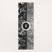 Silver & Black Vintag Damask Yogamatte (Rückseite)