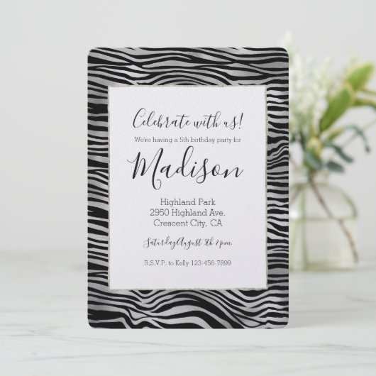 Silver Black Zebra Print Einladung (Stehend Vorderseite)
