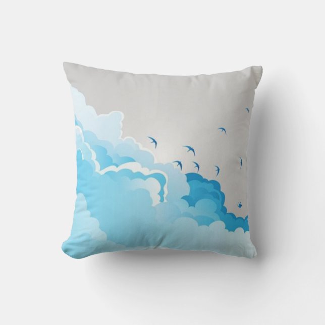 Silver Blue Cloud Lining Throw Kissen (Vorderseite)