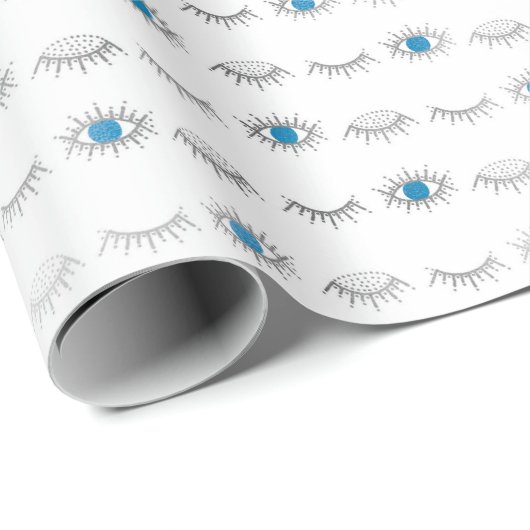 Silver Blue Evil Eye Eyelashes Nazar Mati Muster Geschenkpapier (Rolleneckpunkt)