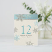 Silver Blue Snowflake Winter Wedding Table Card Postkarte (Stehend Vorderseite)