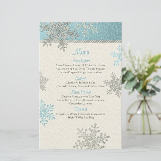 Silver Blue Snowflakes Winter Wedding Menu Card (Stehend Vorderseite)