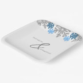 Silver Blue Snowflakes Winterhochzeit Pappteller (Gewinkelt)