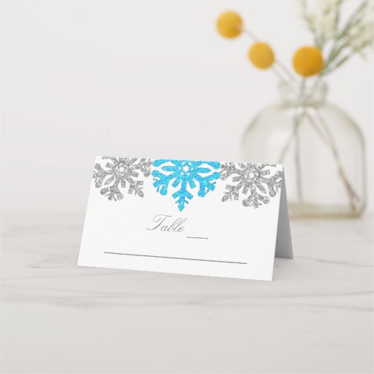 Silver Blue Snowflakes Winterhochzeit Platzkarte (Vorderseite)