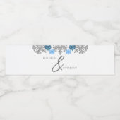 Silver Blue Snowflakes Winterhochzeit Wasserflaschenetikett (Einzelnes Label)