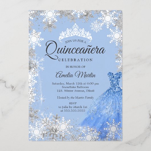 Silver Blue Winter Snowflake Quinceanera Folieneinladung (Vorderseite)