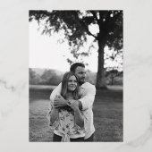 Silver Blume Lila Foto Hochzeitsfoil Einladung (Rückseite)