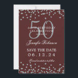 Silver Burgund 50 Geburtstag Save the Date Confett Einladung<br><div class="desc">Elegantes "50th Birthday Party" Design mit Imitats Glitzer Konfetti und Details Text. Einfach zu bedienen und leicht zu personalisieren. Bestelle noch heute!</div>