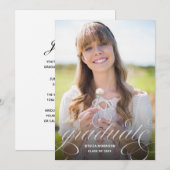 Silver Calligraphy Overlay Foto Graduation Party Einladung (Vorne/Hinten)