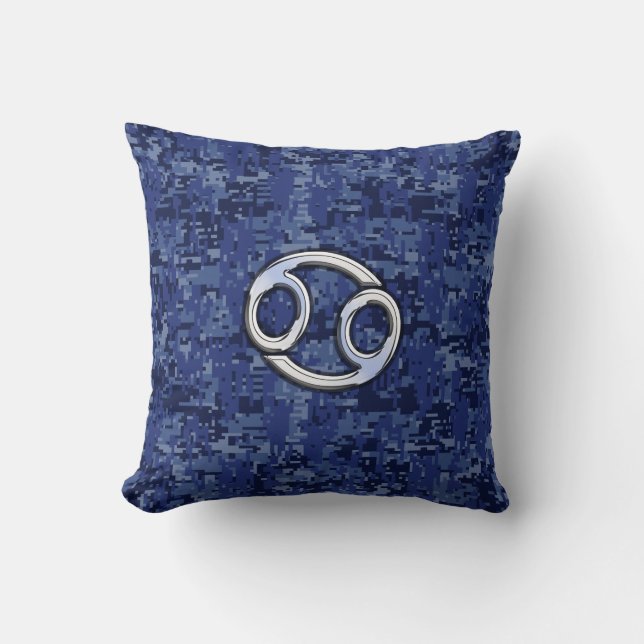 Silver Cancer Zodiac Sign Navy Blue Digital Camo Kissen (Vorderseite)