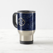 Silver Cancer Zodiac Sign Navy Blue Digital Camo Reisebecher (Vorderseite Links)