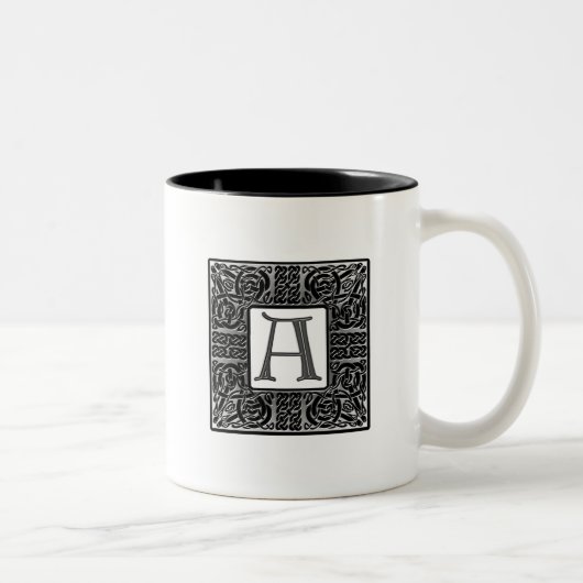 Silver Celtic "A Monogram" Zweifarbige Tasse (Rechts)