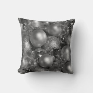 Silver Christmas Baubles Kissen