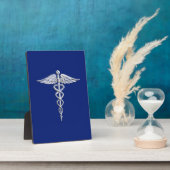 Silver Chrome Caduceus Medical Symbol auf Navy Blu Fotoplatte (Seite)